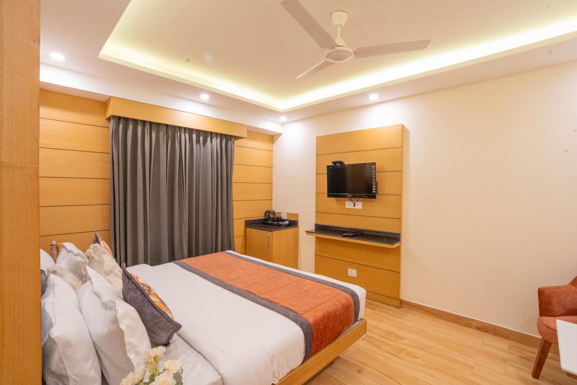 Perfectstayz Premium At Mall Road มัสซูรี ภายนอก รูปภาพ
