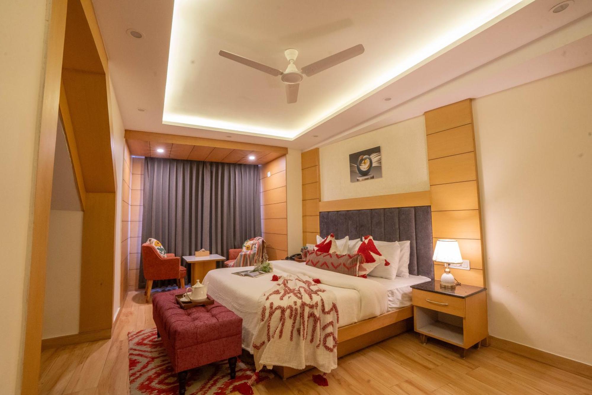 Perfectstayz Premium At Mall Road มัสซูรี ภายนอก รูปภาพ