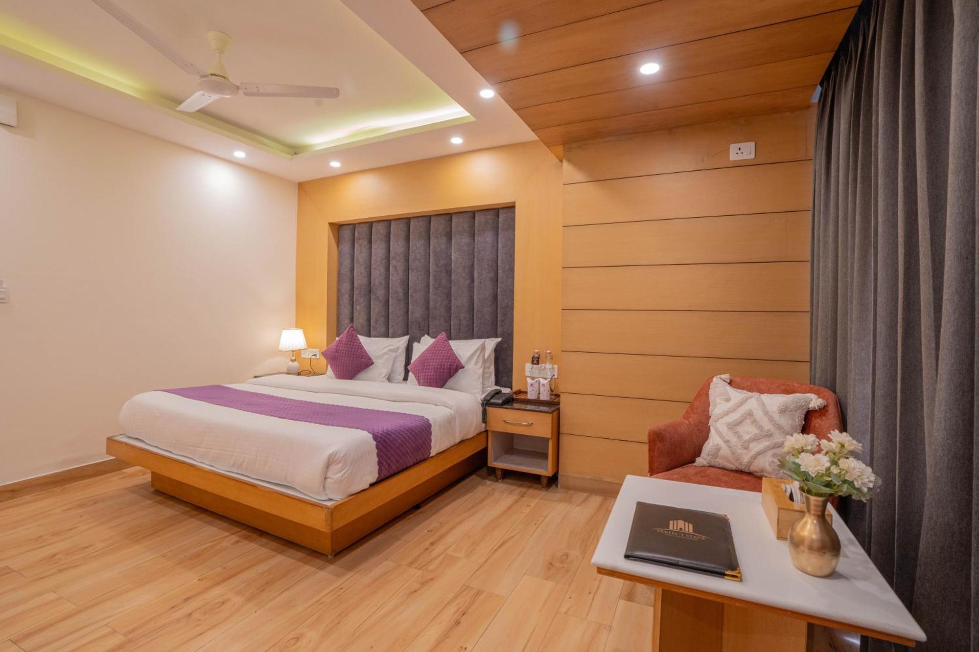 Perfectstayz Premium At Mall Road มัสซูรี ภายนอก รูปภาพ