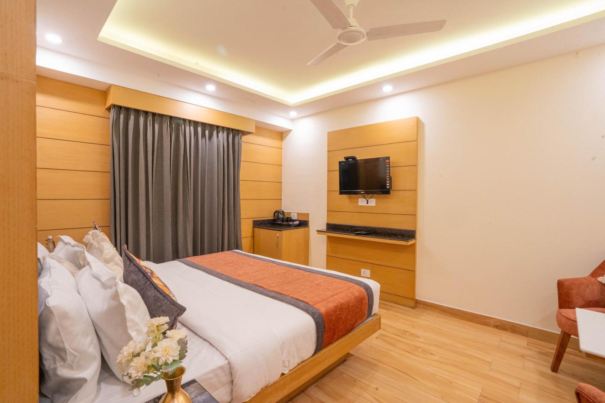 Perfectstayz Premium At Mall Road มัสซูรี ภายนอก รูปภาพ