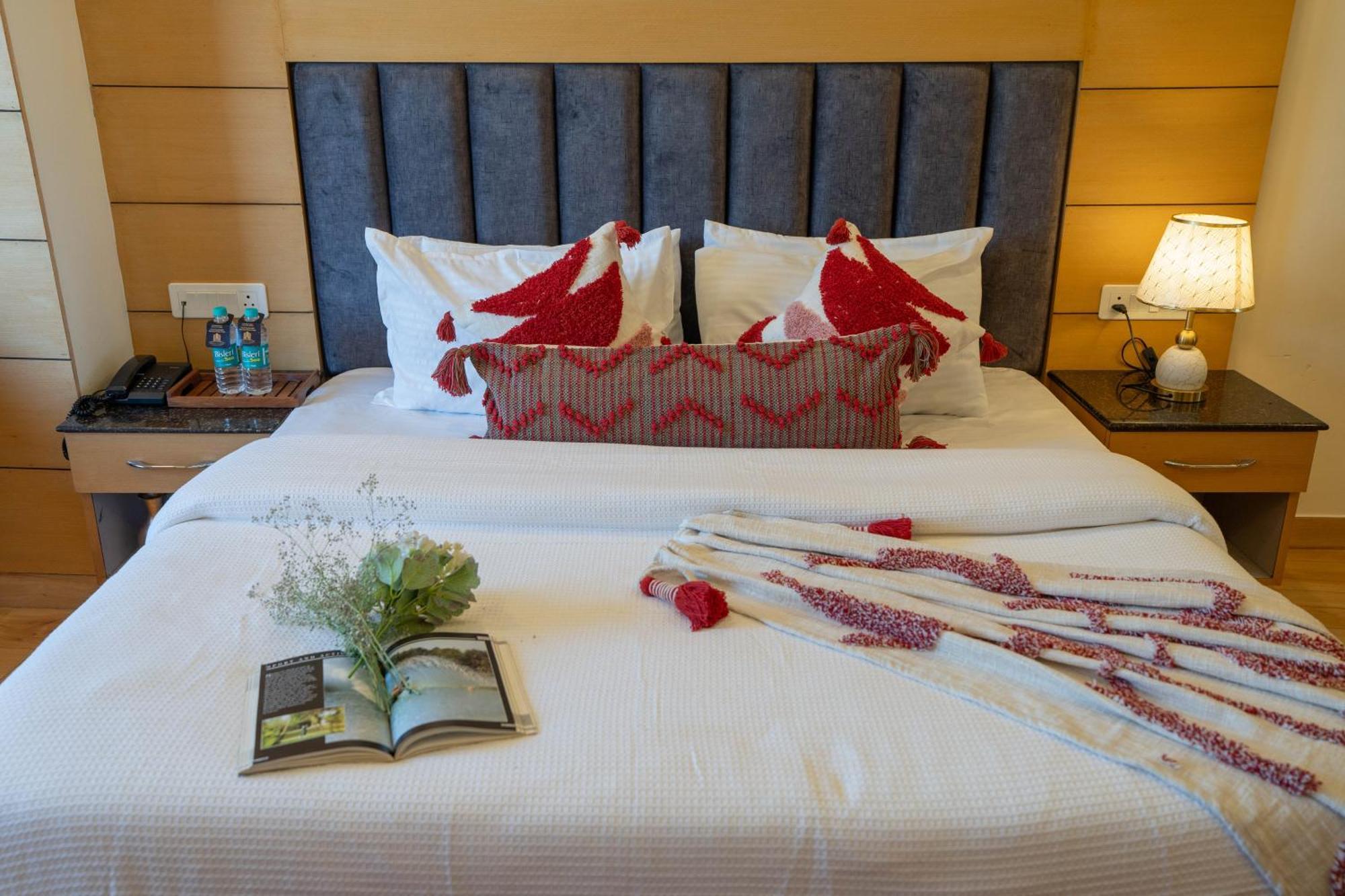 Perfectstayz Premium At Mall Road มัสซูรี ภายนอก รูปภาพ