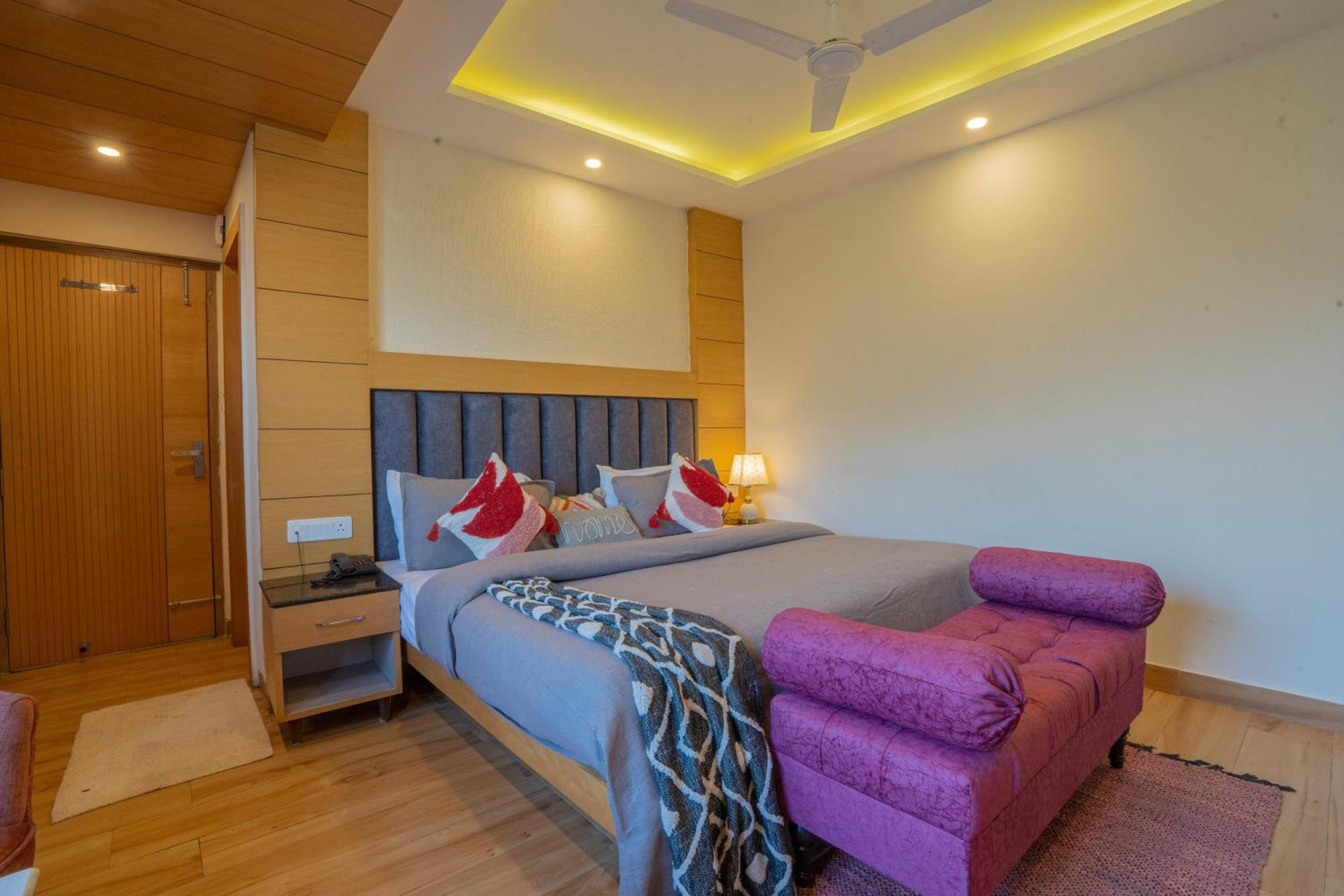 Perfectstayz Premium At Mall Road มัสซูรี ภายนอก รูปภาพ